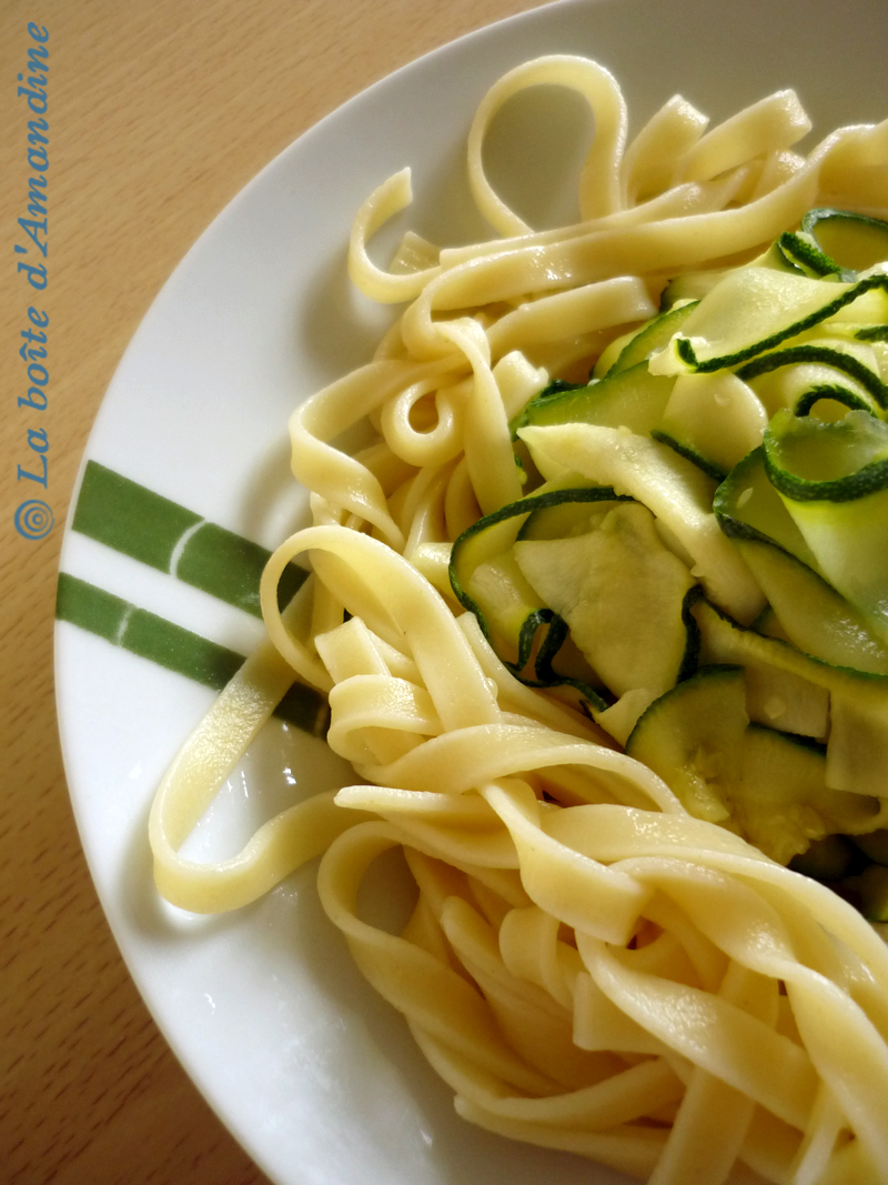 photo de Tagliatelles sauce tomate et courgettes